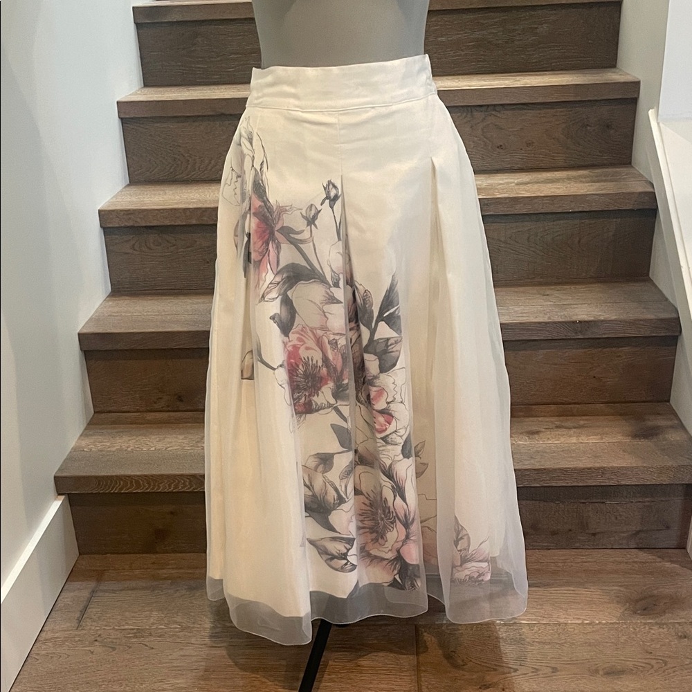 White House Black Market White Floral Midi Skirt - Picture 3 of 7